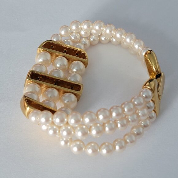 Signed Napier Faux Pearl with Gold-tone Bar Bracelet - Picture 5 of 10